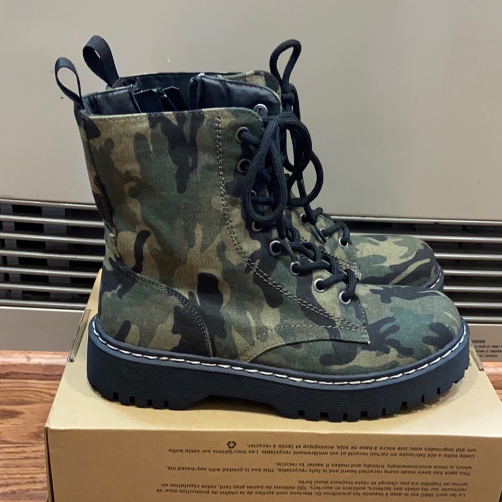 Sincerely Jules Camo Combat Boots